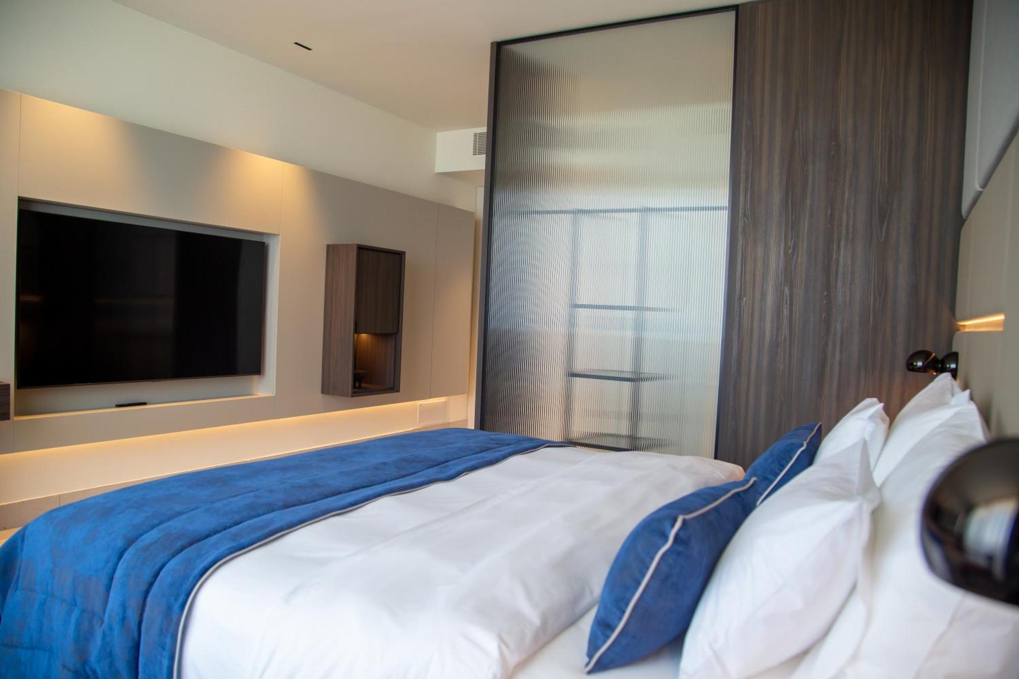 Abi'S Hotel & Spa Vlorë Extérieur photo
